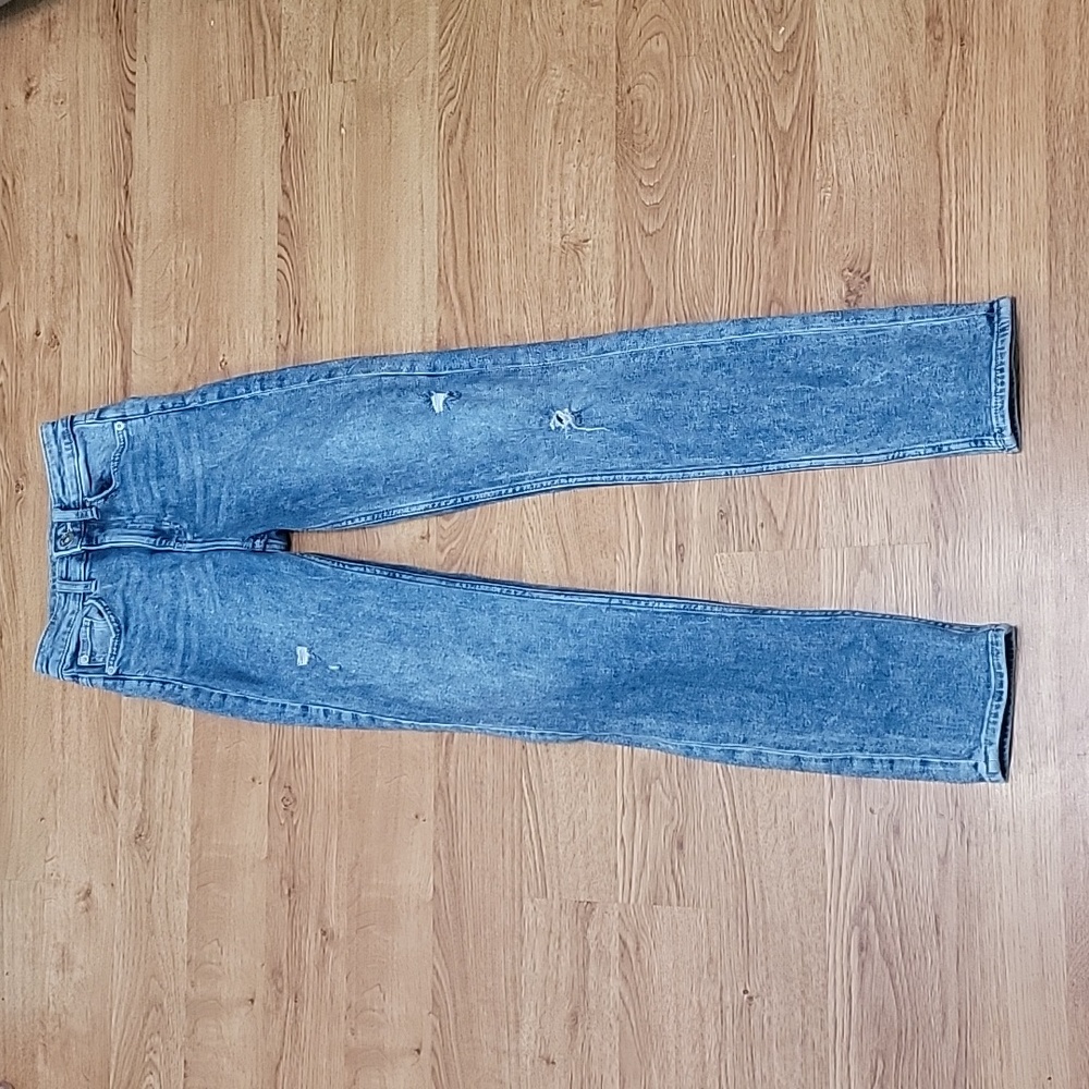 Divided Distressed Jeans Size 0